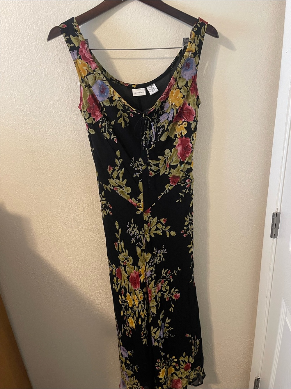 Black Floral Sleeveless Sequined Maxi Dress - Female